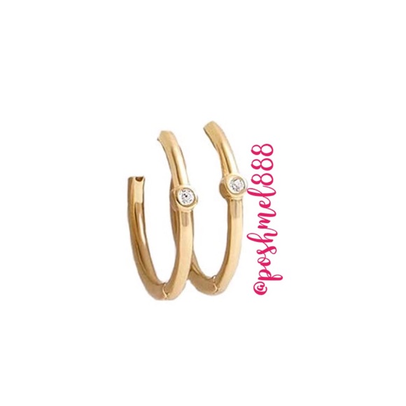 :: Delicate [GOLD] Pavé Huggie Hoops Rhinestone Huggie Hoops Minimalist - Picture 2 of 9